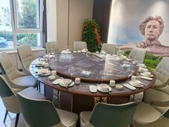 -三湘四水湖南特色餐厅(颐景公寓店)