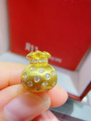 -周生生Chow Sang Sang(恒隆广场店)