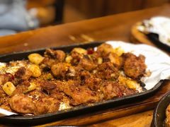 -老东镇啤酒屋海鲜加工·蒸汽海鲜·海鲜烧烤(台东店)