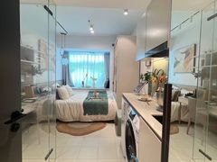 -东方体育中心(地铁站)