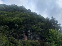 -高荡千年布依古寨旅游景区