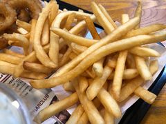-The Habit Burger Grill 哈比特汉堡(复兴soho店)