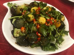 捞汁小松花-大眼锅贴水饺(河东店)