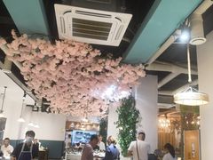 大堂-贵府酸汤牛肉火锅·贵州老字号(飞山街店)