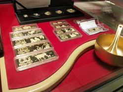 -中国黄金(北京旗舰店)