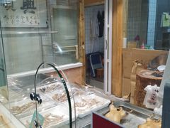 面包甜点陈列柜-戚顺兴盐水鸭(新街口明瓦廊店)