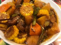 大丰收-闯关东东北农家菜(崂山石老人店)