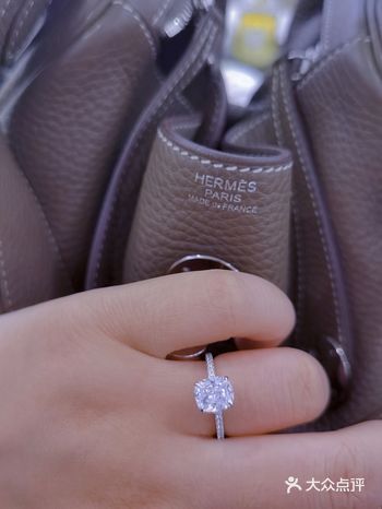 和老公一起选的求婚钻戒