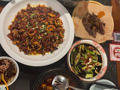 -八一好吃街·高品美食广场