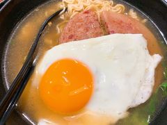 鸡蛋餐肉出前一丁-华嫂冰室(尖沙咀店)