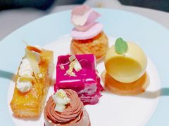 -The Diamond Jubilee Tea Salon at Fortnum & Mason