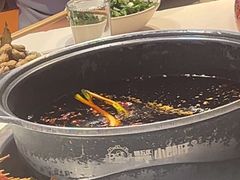 -钢管厂五区小郡肝串串香(蜀都万达店)