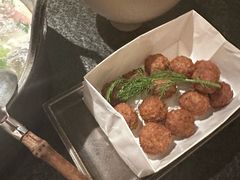 -三出山火锅(南京万象天地店)
