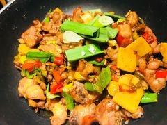 擂辣椒烧手撕鸡-吃饭皇帝大(合生汇店)