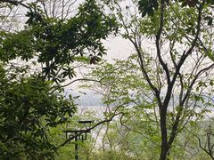 -宝石山