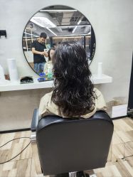 -奈川烫染Salon