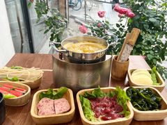 -独食火锅·半米屋台(直营总店)