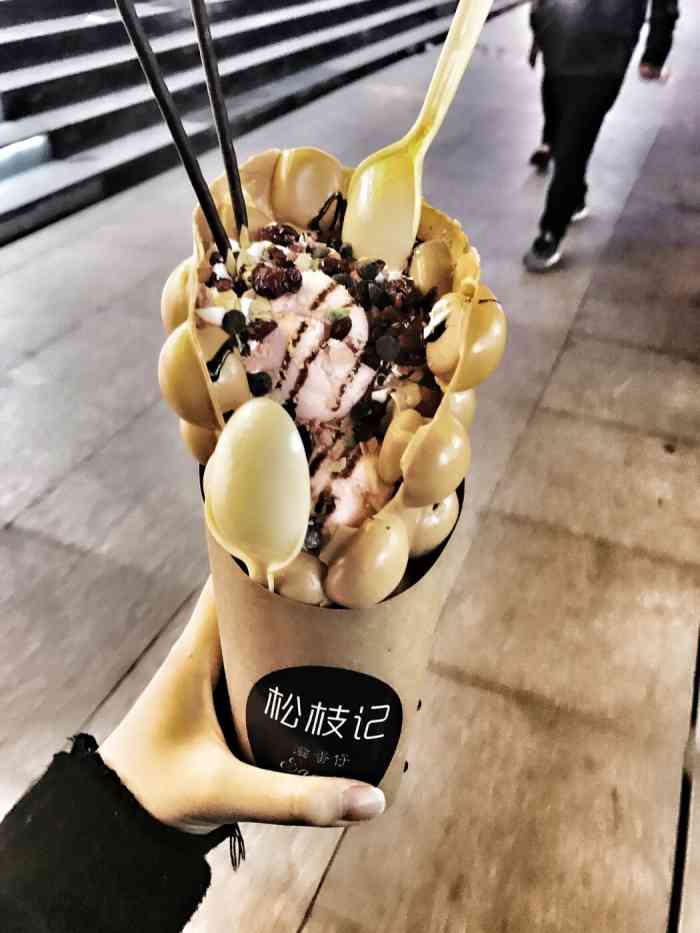 松枝记鸡蛋仔(台东步行街店)