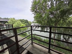 -上海怡沁园度假酒店