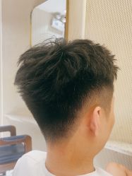 -PE SALON