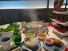 -左庭右院鲜牛肉火锅(浦江欢乐颂店)
