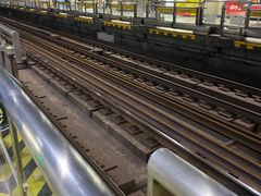 -宝山路(地铁站)