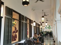 大堂-星巴克臻选(广州沙面店)