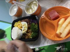-豪客来牛排(空港华联店)