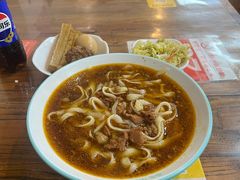 小炖肉刀削面-韩师傅老大同刀削面(北苑路店)