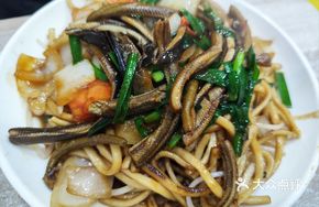 Eel Noodles Stir-fry