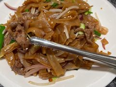 干炒牛河-頂好酒家·经典粤菜(海信广场店)