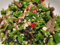 紫苏青椒嫩仔鱼-老湖南民间菜·牛肉十八炒(花都店)
