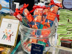 -VENCHI 闻绮(北京国贸商城店)