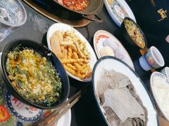 -沸炉重庆老火锅(军事博物馆店)