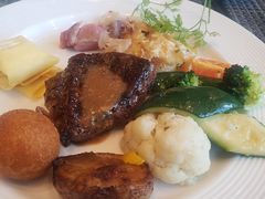 -怡聚轩全日制自助餐厅(大中华喜来登酒店)