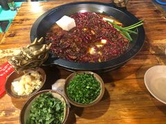 -黄潇洒老火锅(九眼桥宏济巷店)