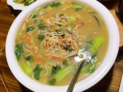 -三姐妹·海鲜大排档