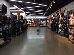 -迪卡侬(南二环店)