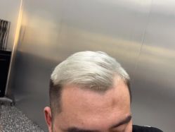 -Tloml salon