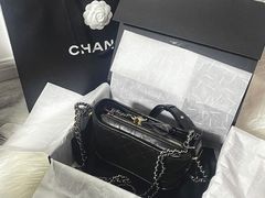 -CHANEL(恒隆广场店)