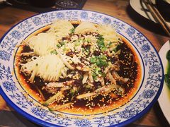 鸡丝凉面-临界音乐酒馆·小龙虾·江湖菜(华熙LIVE·鱼洞店)