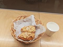 -麦田工坊(月湖店)