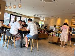 -星巴克臻选(金桥国际店)