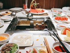 -海底捞火锅鲜切牛肉主题店(长寿路店)