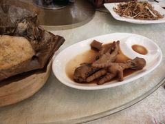 -东豪园林海鲜酒家(南港路辅路店)