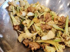 -今鲜源酒店·海鲜锅贴青岛菜(新湛路店)