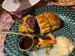惠灵顿牛排-弗拉门戈西班牙餐厅酒吧(意式风情街店)