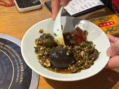 烧椒流心皮蛋-吃饭皇帝大(合生汇店)