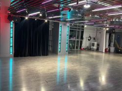 -泫舞舞蹈工作室