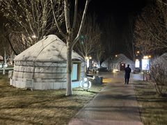 -九十九顶毡房(阜石路店)